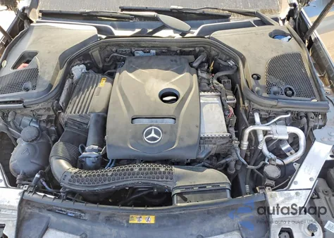 2019 Mercedes-Benz E 300 z USA, uszkodzony, nr VIN WDDZF4JB1KA557368